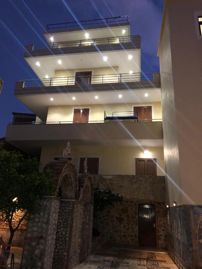 The Sunset Villa Leven Vlorë Eksteriør bilde